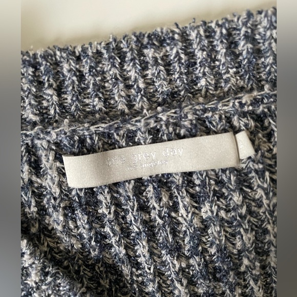 NWT One Gray Day Indigo Sweater Pullover Size S - Picture 3 of 4